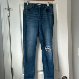 Like new, Cello Stretch Jeans. Shop Talulah SIZE 9